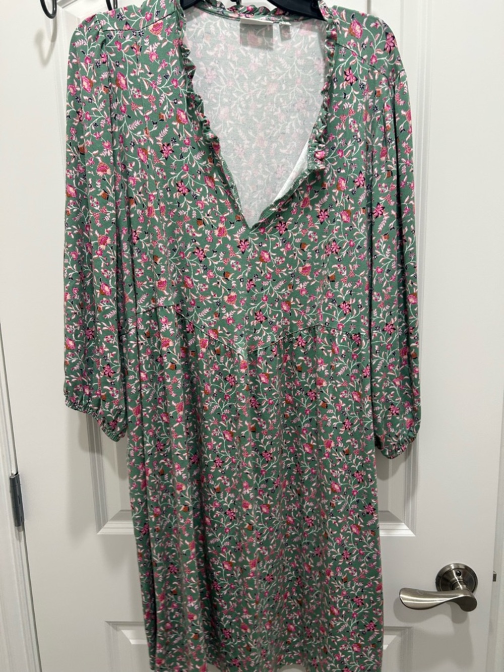 Wonderly Green Floral V-Neck Long Sleeve Dress with Pink Accents